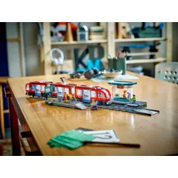lego-city-60423-downtown-streetcar-and-station-25153-wlononwcrfrz8.webp