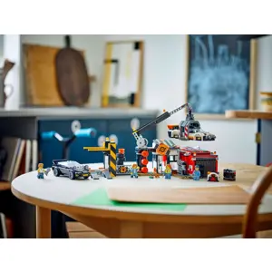 lego-city-60472-scrapyard-with-cars-11293-wlononwcrgft8.webp