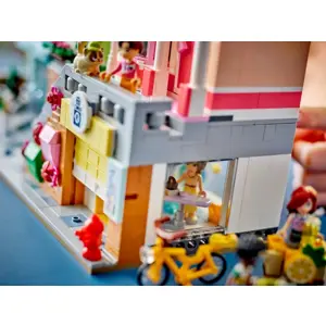lego-friends-42670-heartlake-city-apartments-and-stores-96794-wlononwcrgpe2.webp