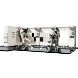 lego-star-wars-75387-boarding-the-tantive-iv-56504-wlononwcrbrow.webp