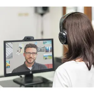 logitech-c505-hd-webcam-83292-perlogkam0012.webp
