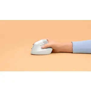 logitech-lift-ergo-mouse-off-whitepa-91962-wlononwcrdgd9.webp