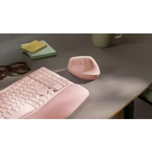 logitech-lift-vertical-ergonomic-mouse-22039-perlogmys0529.webp