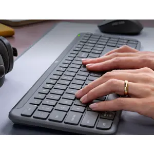 logitech-signature-slim-combo-mk950-graphite-us-intl-24ghzbt-98386-104174rn.webp