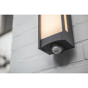lutec-qubo-outdoor-wall-lighting-led-f-73270-wlononwcrtarg.webp