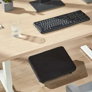 maclean-mc-460-ergonomic-footrest-leg-foot-rest-infinitely-a-12077-aeumcnpod0002.webp