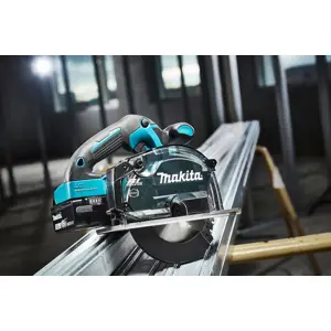 makita-dcs553z-portable-circular-saw-15-cm-black-blue-4200-r-5318-wlononwcrefgp.webp