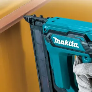 makita-dfn350z-nailerstaple-guns-11204-wlononwcrnpbw.webp