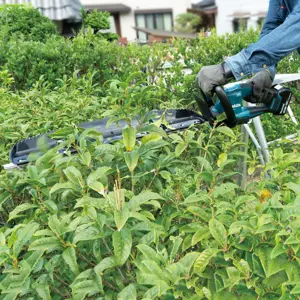 makita-duh606z-power-hedge-trimmer-double-blade-22-kg-61446-wlononwcrcjzn.webp