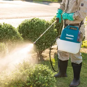 makita-dus054z-garden-sprayer-hand-garden-sprayer-5-l-46136-wlononwcrbk93.webp