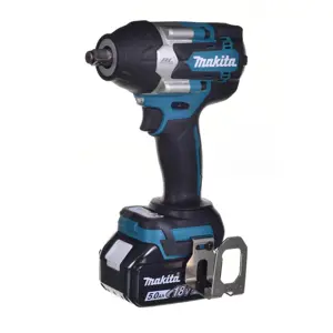 makita-impact-wrench-18v-12-700nm-2x50ah-case-makpac-dtw700r-52981-wlononwcrefow.webp