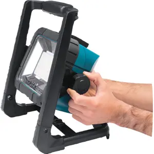 makita-lamp-18v144v-deadml805-led-1150lx750lm-ac-power-42026-wlononwcraija.webp