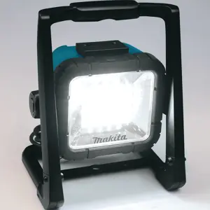 makita-lamp-18v144v-deadml805-led-1150lx750lm-ac-power-42958-wlononwcraija.webp