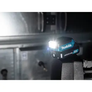 makita-ml103-black-blue-led-33930-wlononwcrnpyf.webp