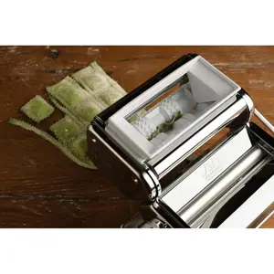 marcato-pasta-set-150-manual-pasta-machine-97722-wlononwcroji2.webp