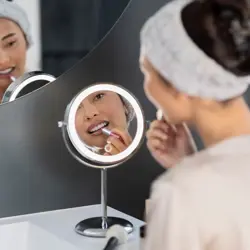 medisana-2in1-standing-cosmetic-mirror-cm-844-72186-kosmenlus0010.webp