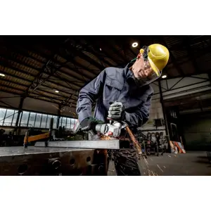 metabo-613054840-angle-grinder-125-cm-10000-rpm-18-kg-30797-wlononwcrefye.webp