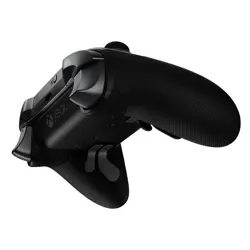microsoft-elite-wireless-controller-series-2-57642-wlononwcraja7-ac.webp