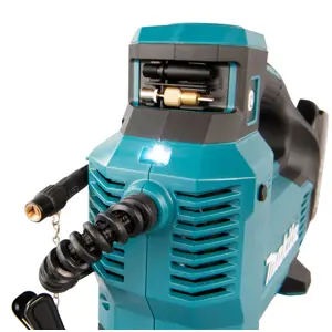 minikompresor-18v-bez-aku-dmp181z-makita-12915-nakmakkom0004.webp