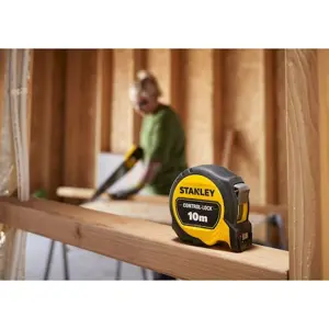 mjerni-uredaj-stanley-control-lock-10m-x-measure-10-metara-3590-wlononwcrdomz.webp