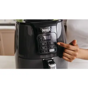 ninja-af100-single-38-l-stand-alone-1550-w-hot-air-fryer-bla-98769-agdnijfry0004.webp