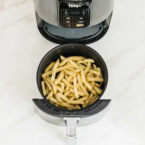 ninja-af100-single-38-l-stand-alone-1550-w-hot-air-fryer-bla-99822-agdnijfry0004.webp