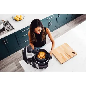 ninja-multicooker-15-in-1-smartlid-75l-ol750eu-53983-wlononwcrgi57.webp