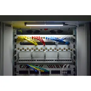 nwsz-led-schrankbeleuchtung-digitus-mi-3614-wlononwcratjo.webp