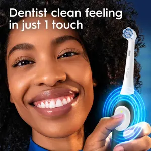 oral-b-615204-electric-toothbrush-adult-vibrating-toothbrush-85722-wlononwcrotbs.webp