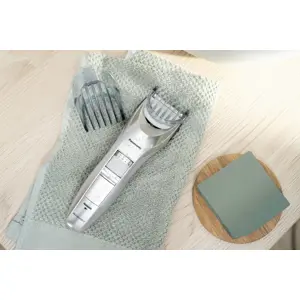 panasonic-er-gc71-s503-hair-trimmersclipper-silver-38-89251-wlononwcralrl.webp