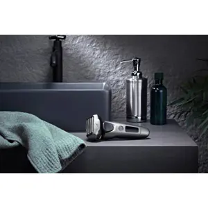 panasonic-es-lv69-s803-electric-shaver-blacksilver-panasonic-78399-wlononwcrcriu.webp