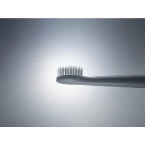 panasonic-ew-dm81-adult-sonic-toothbrush-silver-white-41573-wlononwcralty.webp