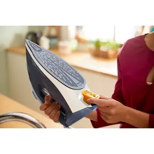 philips-7000-series-dst703020-iron-dry-steam-iron-steamglide-90818-wlononwcrdorj.webp