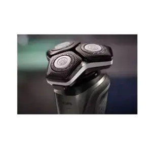 philips-s588630-series-5000-electric-shaver-for-wet-and-dry--11885-agdphigol0374.webp