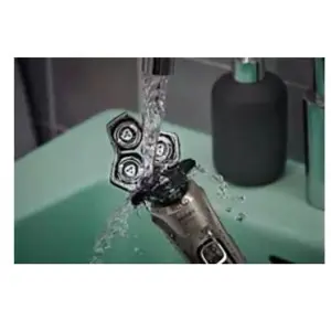 philips-s588630-series-5000-electric-shaver-for-wet-and-dry--21438-agdphigol0374.webp