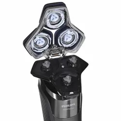philips-shaver-series-7000-s788755-wet-and-dry-electric-shav-15436-agdphigol0338.webp