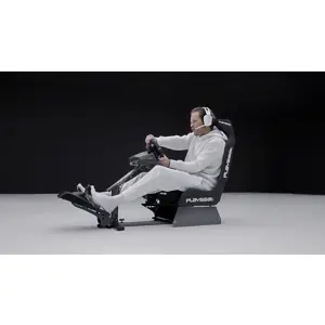 playseat-evolution-pro-actifit-universal-gaming-chair-padded-1795-gamplsfot0024.webp