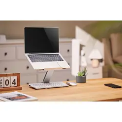 podloga-za-laptop-gembird-nbs-d1-03-srebrna-396-cm-97042-chlgempod0011-ac.webp