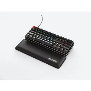 podloga-za-zapesce-glorious-keyboard-slim-compact-crna-83534-wlononwcrbrgi.webp