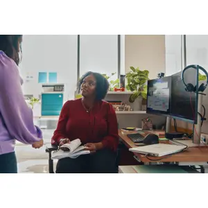poly-blackwire-3325-stereo-microsoft-teams-certified-usb-c-h-26418-wlononwcrfix5.webp
