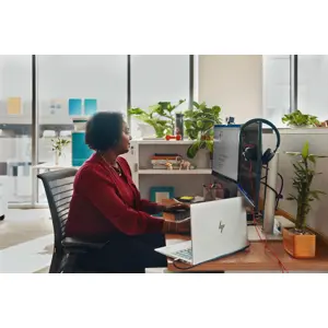 poly-blackwire-3325-stereo-microsoft-teams-certified-usb-c-h-27053-wlononwcrfix5.webp