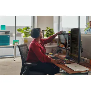 poly-blackwire-3325-stereo-microsoft-teams-certified-usb-c-h-27543-wlononwcrfix5.webp
