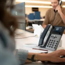poly-edge-e320-ip-phone-and-poe-enabled-62626-wlononwcrcmhr.webp