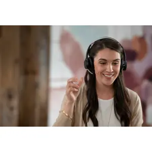 poly-voyager-focus-2-uc-headset-usb-a-to-usb-c-cable-chargin-87013-perpo2slu0088.webp