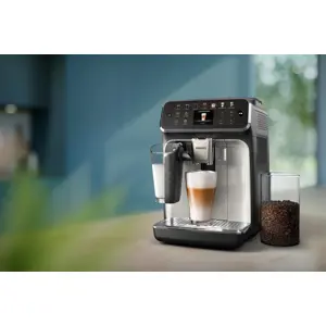 potpuno-automatski-aparat-za-espresso-philips-series-4400-ep-98281-agdphiexp0141.webp