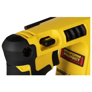 power-tool-combo-kit-dewalt-dck305p3t-dcf887dch273dcg405-98303-nakdewwwk0059.webp