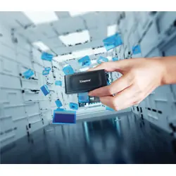 prijenosni-ssd-kingston-technology-xs1000-2-tb-crni-16245-diakinzew0007.webp