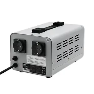 qoltec-50724-automatic-voltage-stabilizer-avr-2000va-3698-zsiqocdup0006-ac.webp