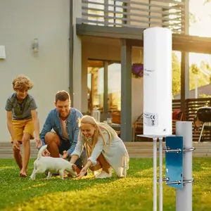 qoltec-57044-4g-lte-dual-antenna-5dbi-omnidirectional-outdoo-32471-wlononwcrmujy.webp