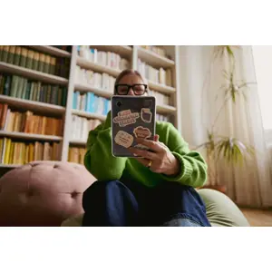 rakuten-kobo-clara-bw-e-book-reader-touchscreen-16-gb-wi-fi--88036-mulkobcze0008-ac.webp